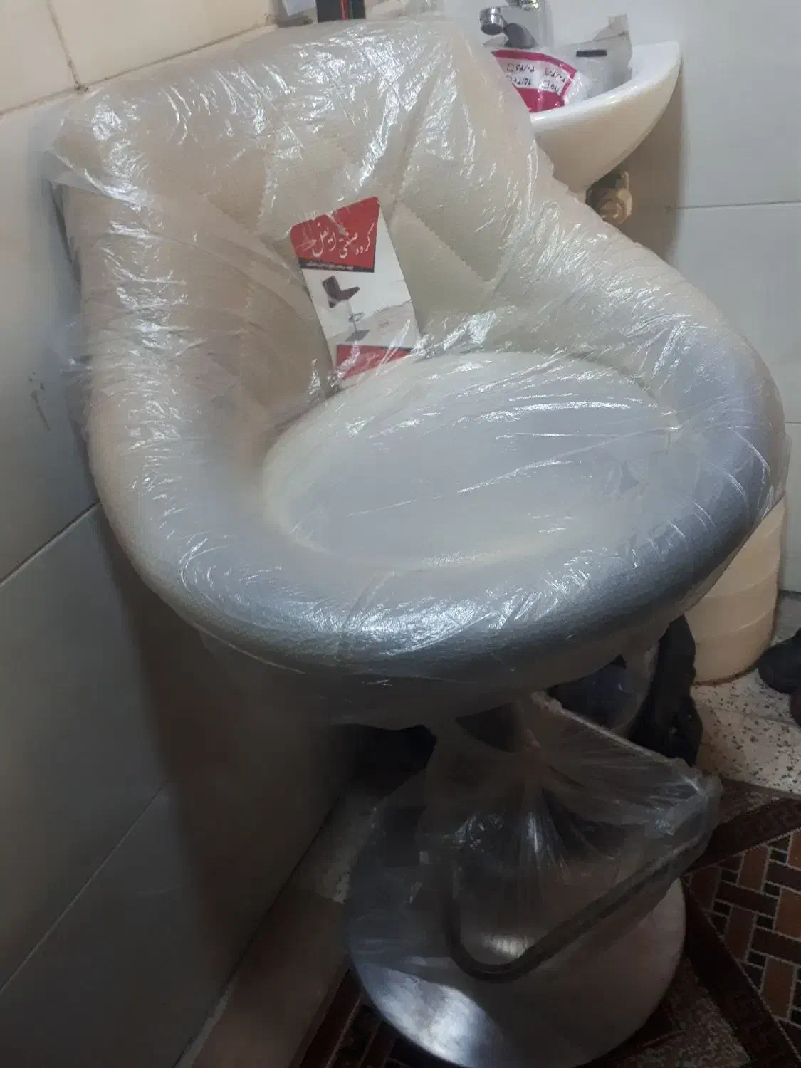 صندلی اپن جک دار|صندلی و نیمکت|مشهد, انقلاب|دیوار