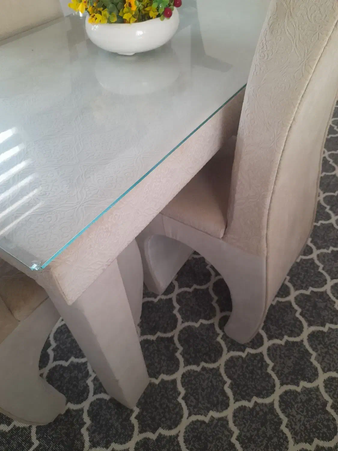 میز غذاخوری سالم مرتب|میز و صندلی غذاخوری|تربت جام, جامرود|دیوار