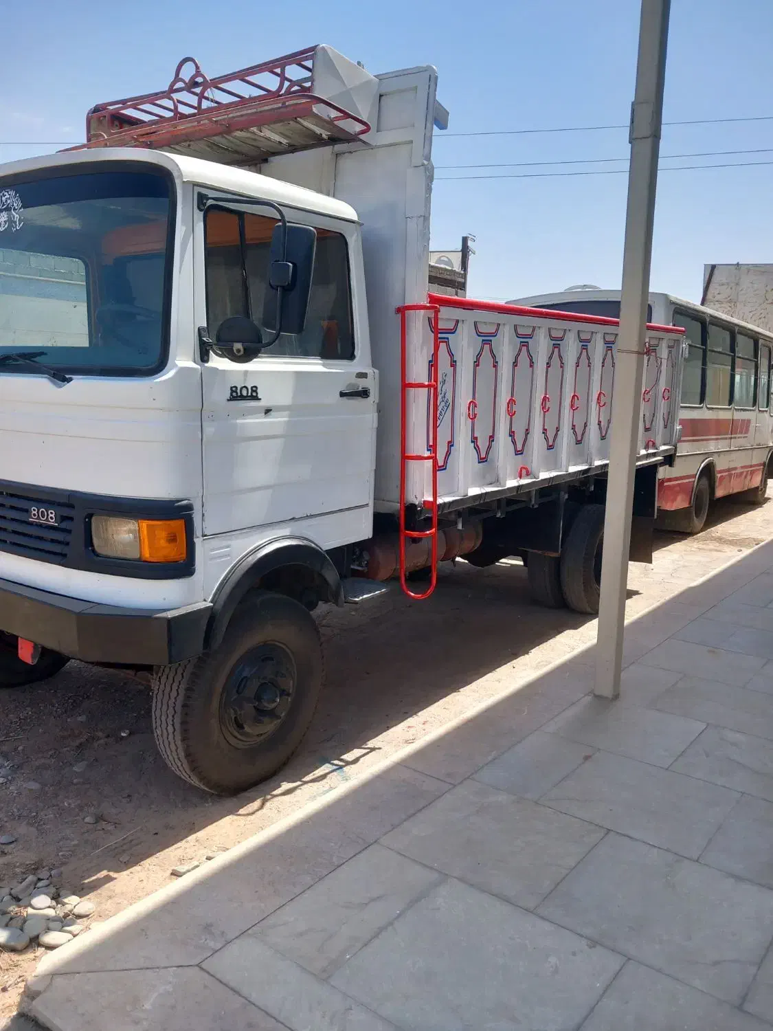 خاور ۸۰۸باری فلزی مدل ۸۲|خودرو سنگین|قزوین, |دیوار