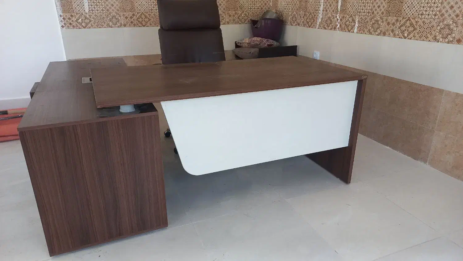 میز اداری|میز تحریر و کامپیوتر|برازجان, |دیوار