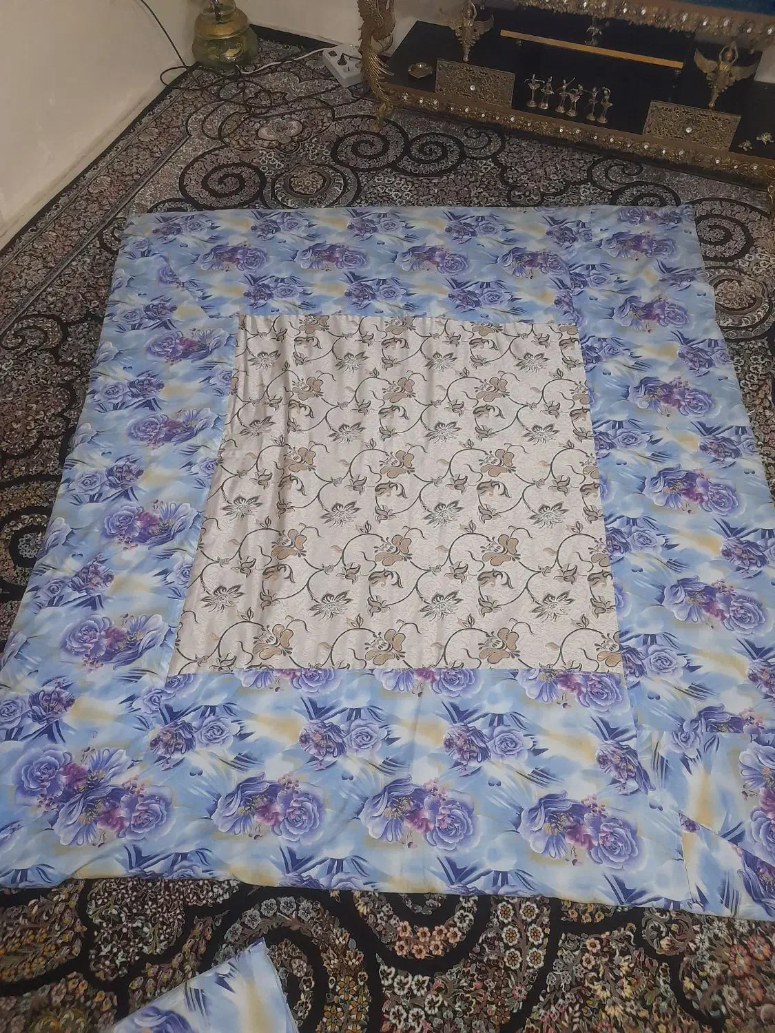 لحاف و تشک پشمی|رختخواب، بالش، پتو|رودهن, |دیوار