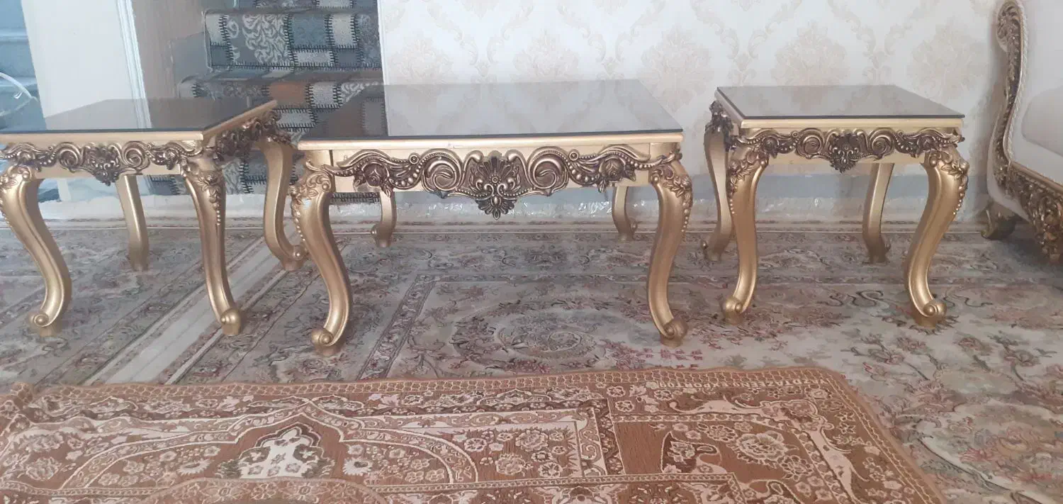 سلام یک دست مبل هفت نفره بایک‌میزجلو و دوعدد عسلی|مبلمان خانگی و میز عسلی|یزد, |دیوار