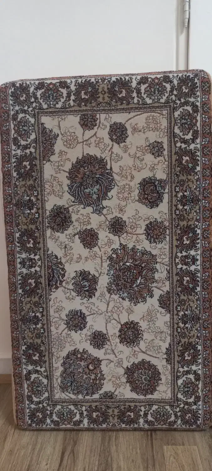 پشتی|پشتی|قم, باجک دو|دیوار