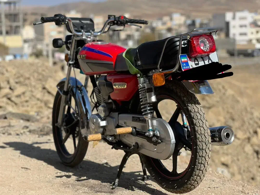 موتور ۲۰۰ احسان کاربرات|موتورسیکلت|سنقر, |دیوار