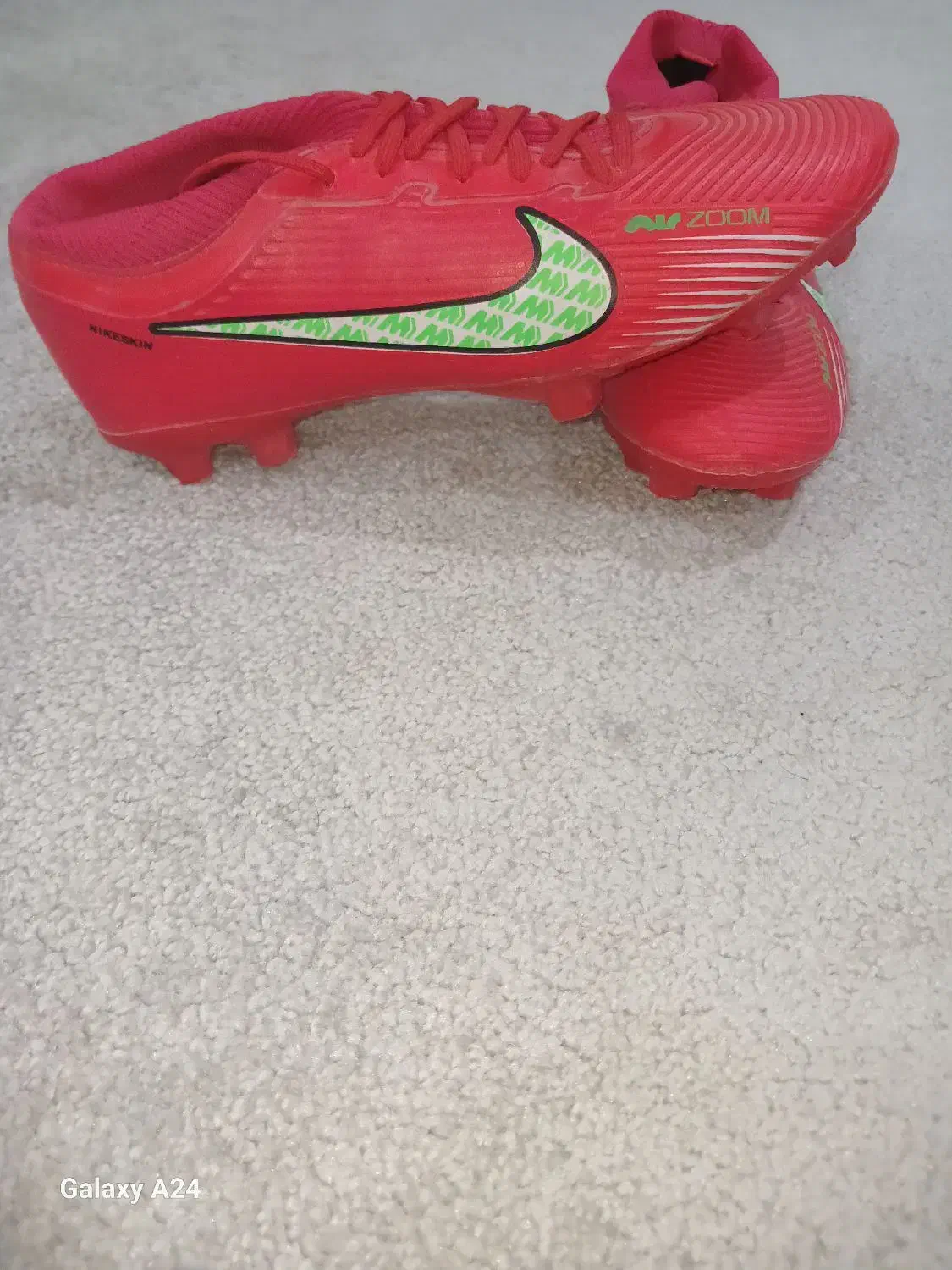 کفش چمن|تجهیزات ورزشی|دهلران, |دیوار