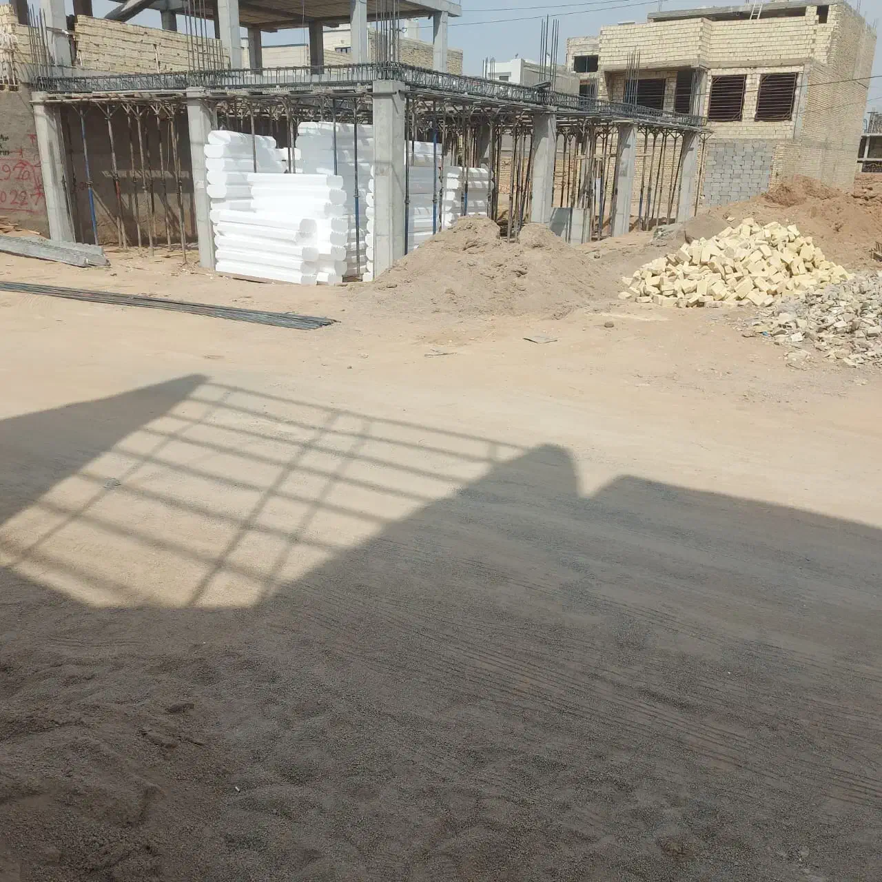 نیازمند آرماتوربند وقالب بند جهت کار اسکلت بتن|استخدام معماری، عمران و ساختمانی|یزد, |دیوار