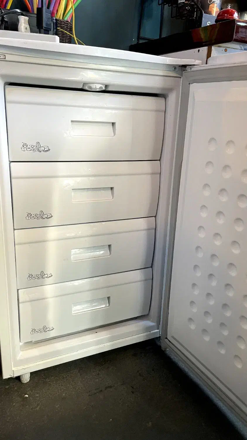 یخچال فریزر ایستکول|یخچال و فریزر|تالش, هشتپر|دیوار