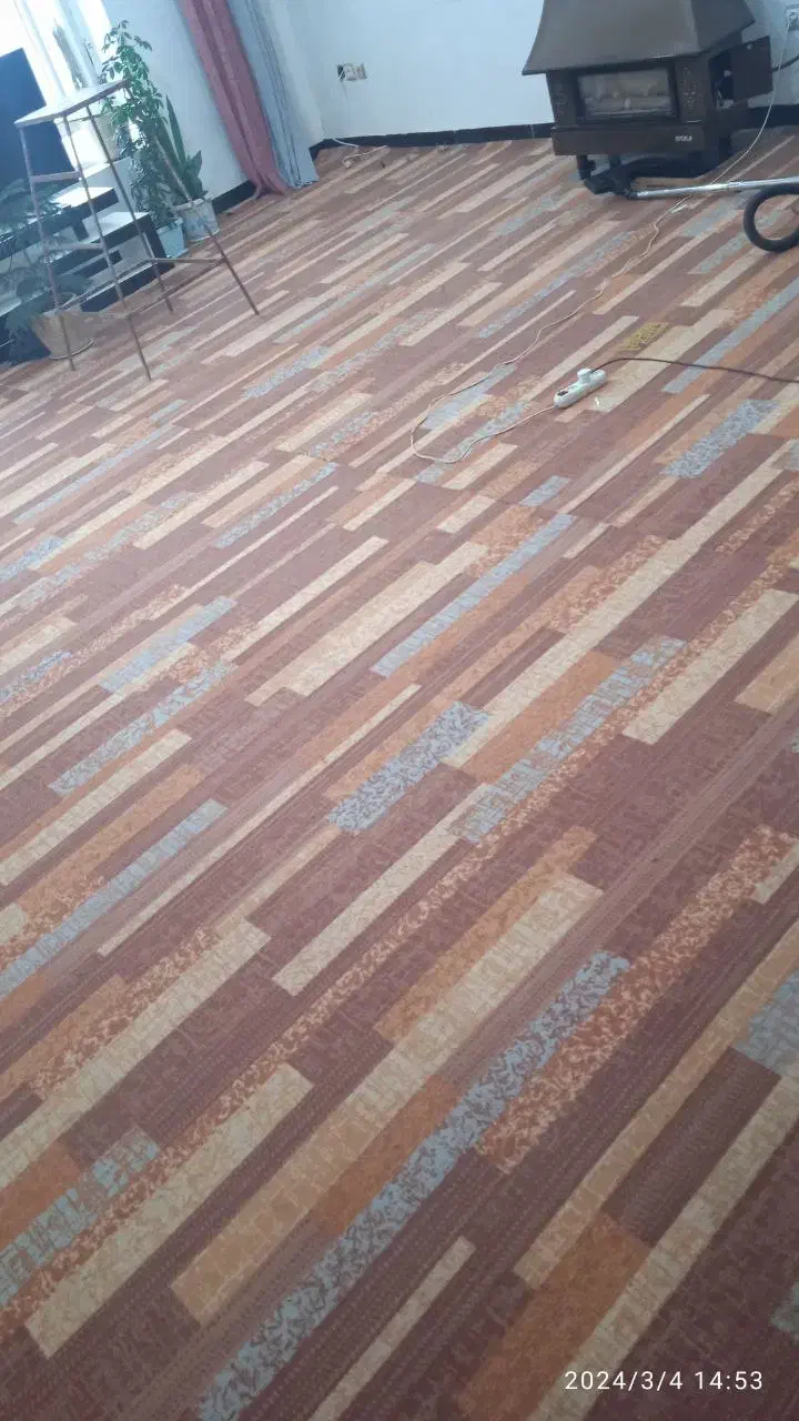 36متر موکت هه زیر فرش بودن در حد نو تخفیف جزیی|موکت|کارزان, |دیوار