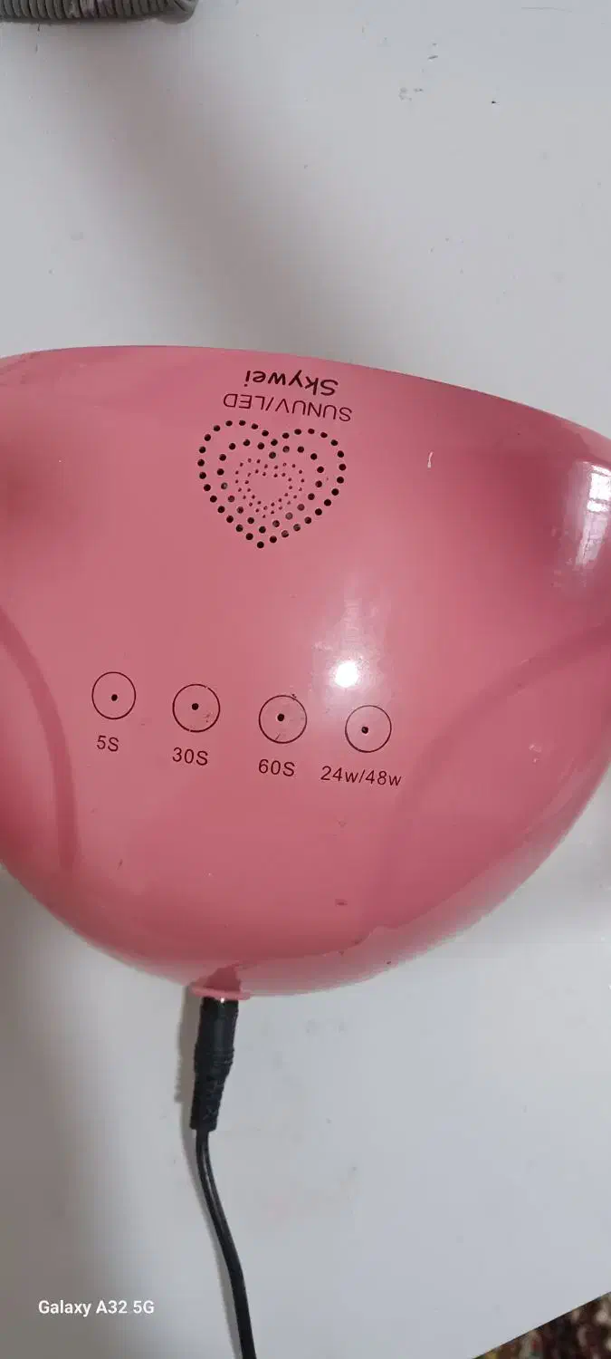 وسایل کاشت ناخن|آرایشگاه و سالن‌های زیبایی|یاسوج, |دیوار