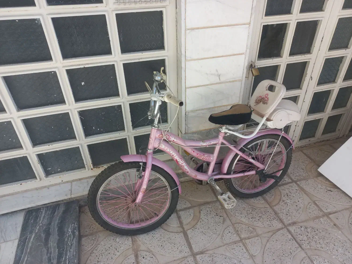 دوچرخه دخترانه۲۰در حد نو|دوچرخه، اسکیت، اسکوتر|بروجرد, |دیوار