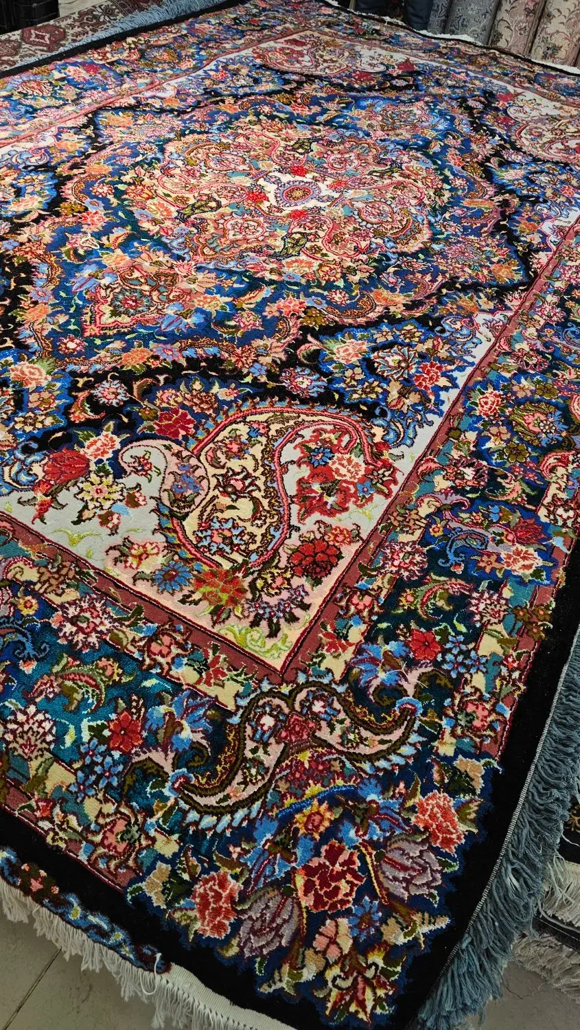 فرش دستباف خطیبی دو متن فیروزه ای|فرش|تبریز, |دیوار