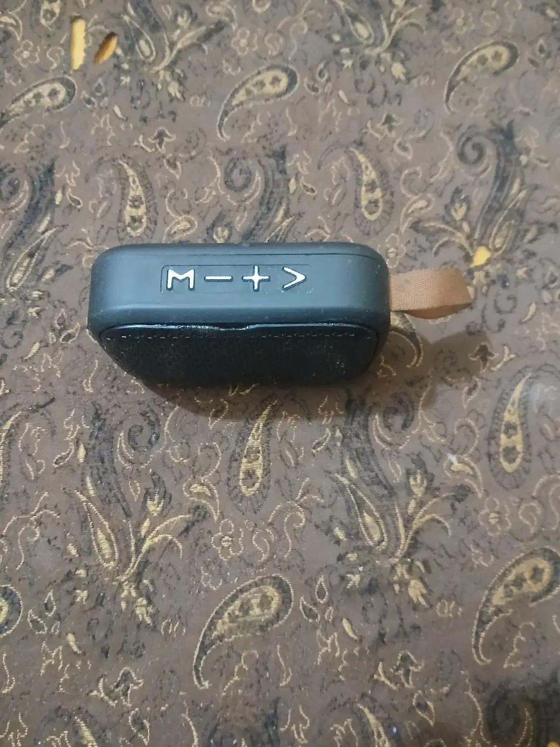 یک دستگاه اسپیکر|پخش‌کننده همراه|قوچان, |دیوار