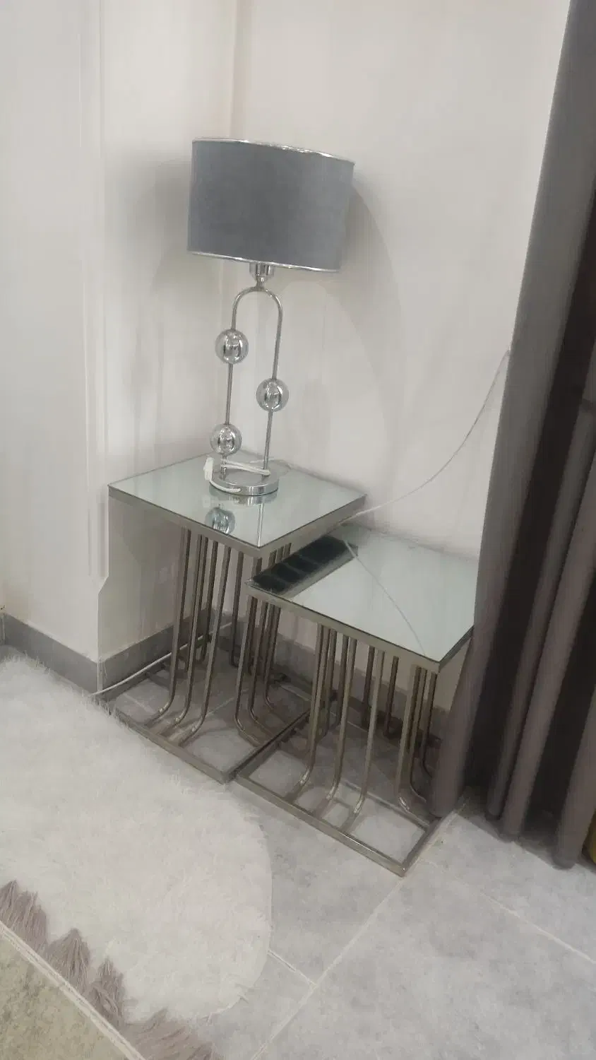 میز و اباژور|چراغ خواب و آباژور|رشت, دروازه لاکان|دیوار