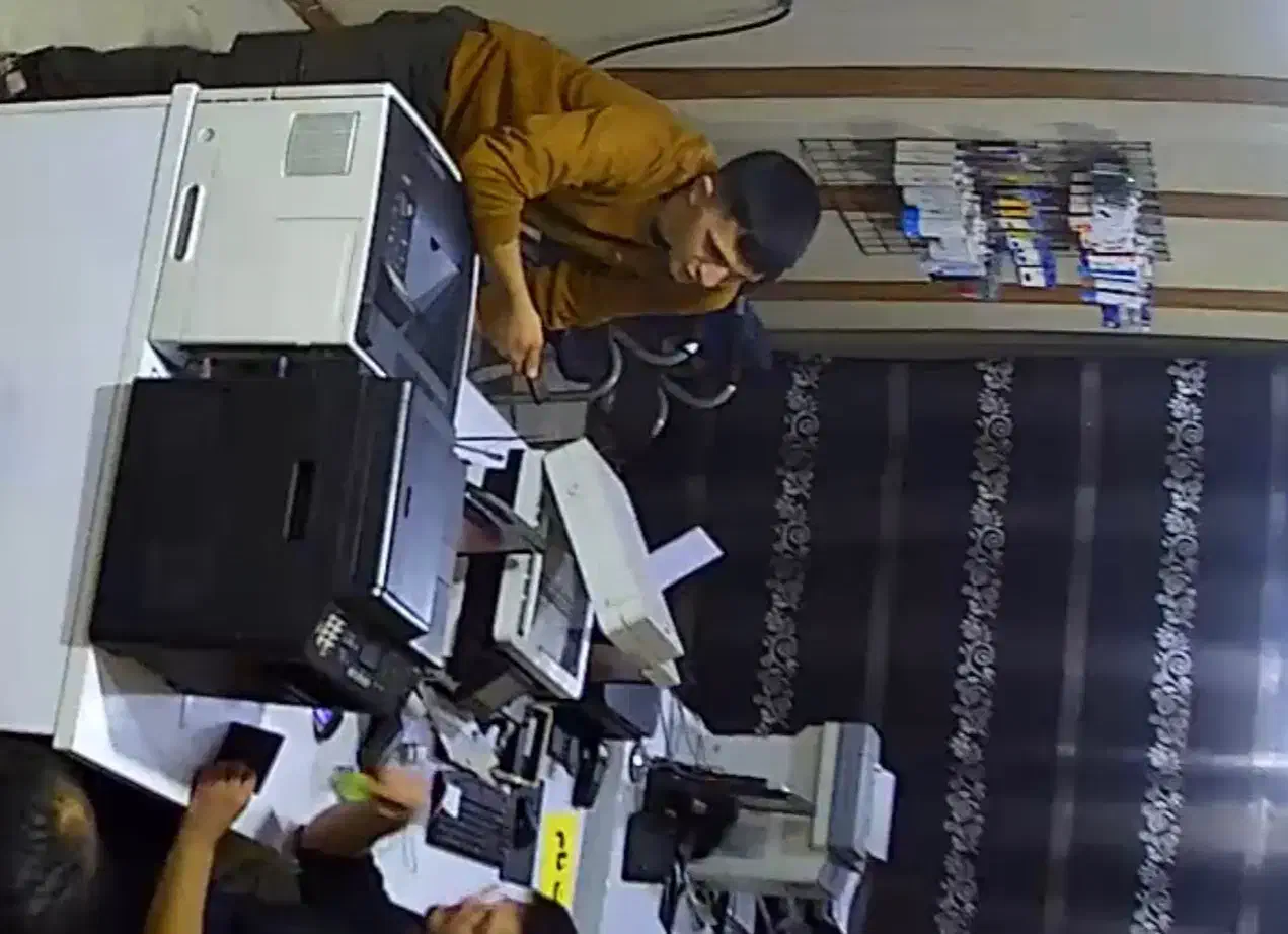 همکار خانم یا اقا در کافی نت|استخدام رایانه و فناوری اطلاعات|اردبیل, |دیوار