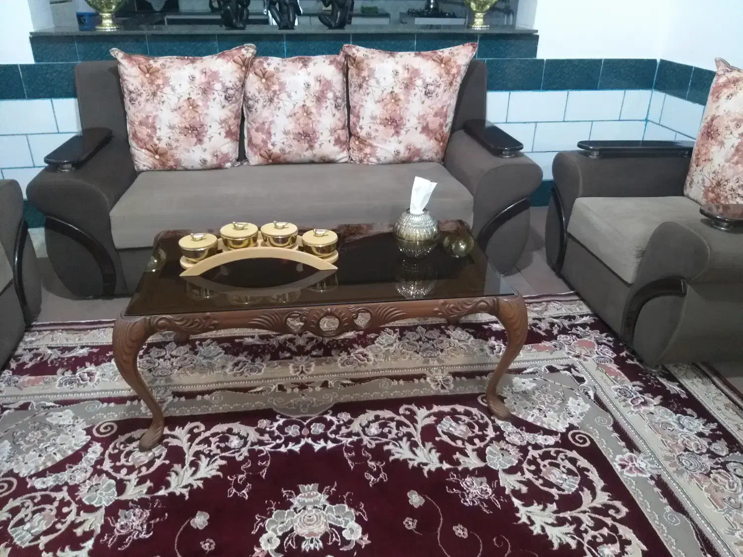 مبل|مبلمان خانگی و میز عسلی|فیروزآباد (فارس), |دیوار