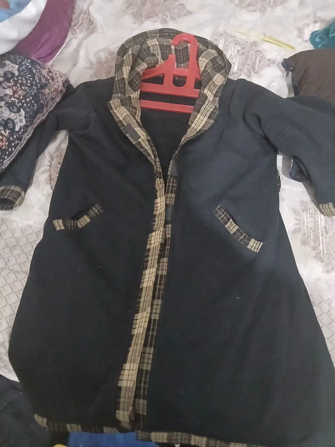 پالتو فروشی|لباس|اهواز, منبع اب|دیوار