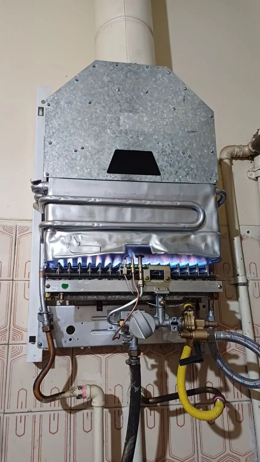 تعمیرات آبگرمکن های ایستاده دیواری بوتان مخزن دار|خدمات پیشه و مهارت|یزد, |دیوار