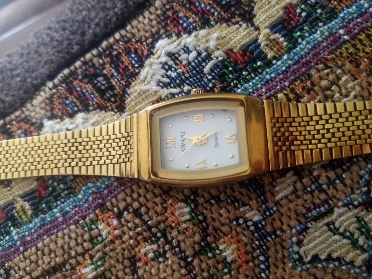 ساعت زنانه قدیمی اصل|ساعت|اصفهان, دستگرده|دیوار