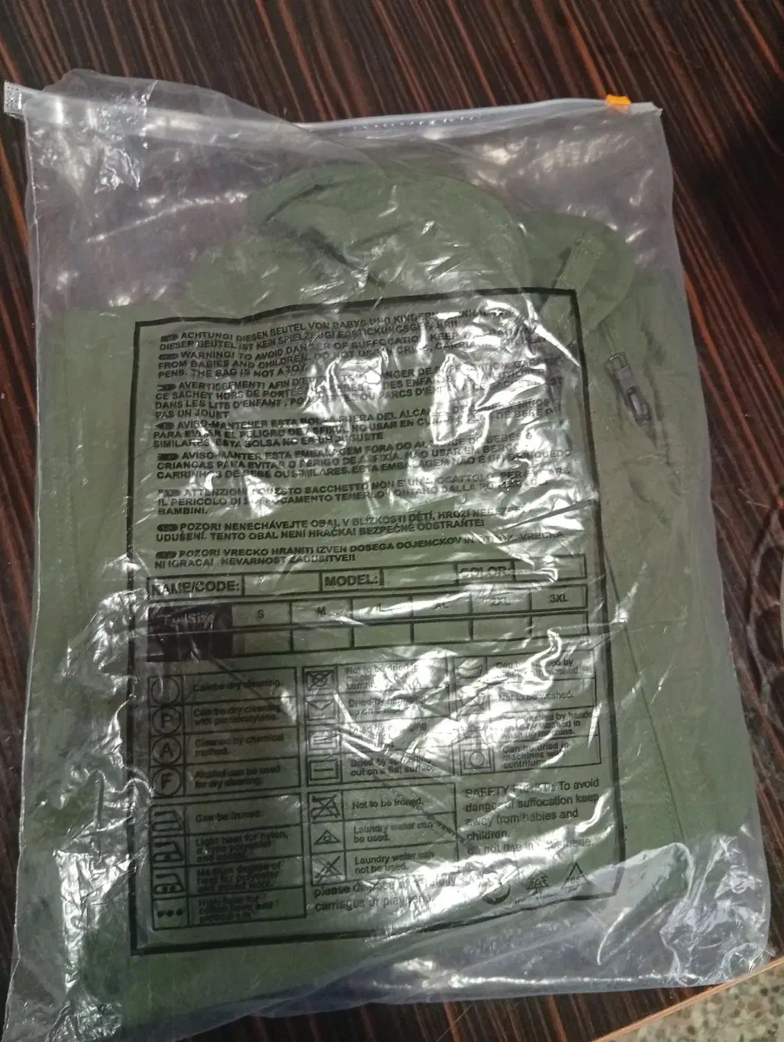 لباس پرواز خلبانی سایز 40Largeنو|لباس|تهران, فرودگاه مهرآباد|دیوار