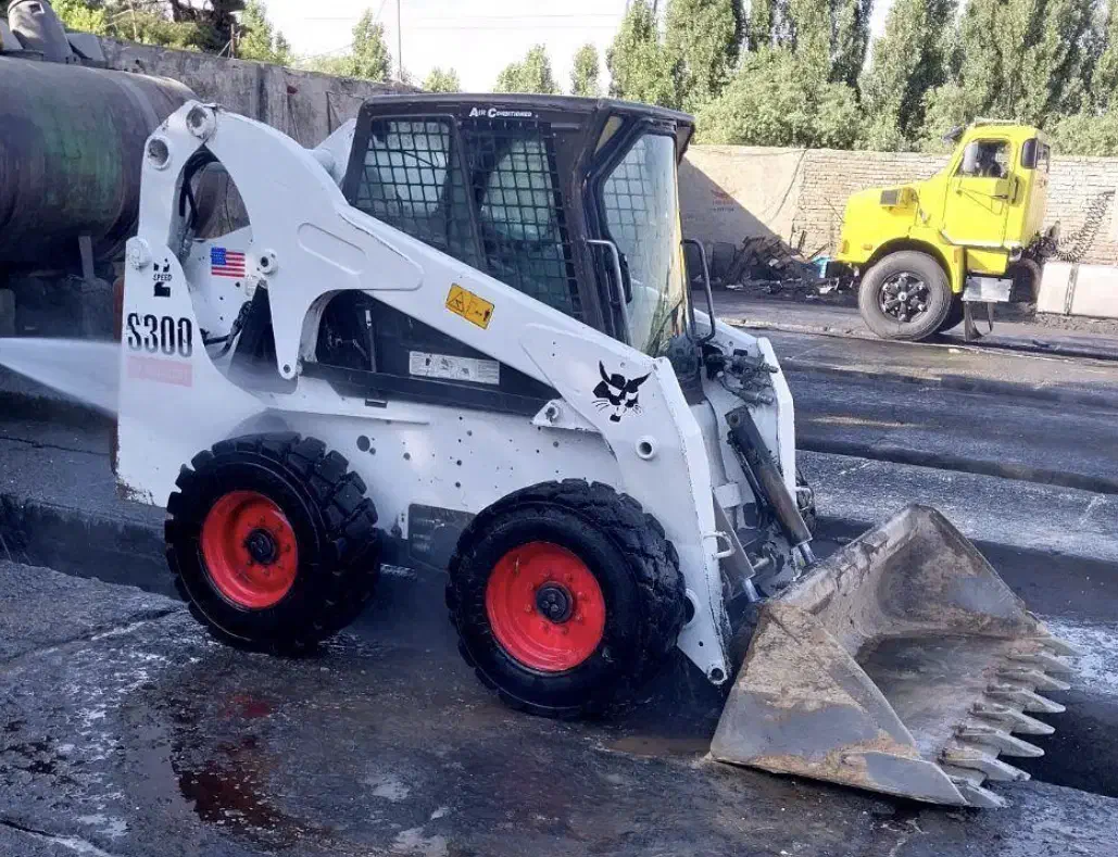 اجاره بابکت300مینی بیل نخاله ماسه تخریب سراسرتهران|خدمات حمل و نقل|تهران, تهرانسر شمالی|دیوار