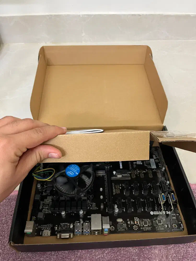 قطعات کیس کامپیوتر حرفه ای|قطعات و لوازم جانبی رایانه|اهواز, پادادشهر|دیوار