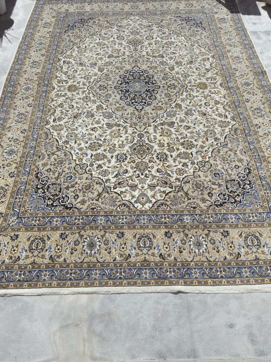 فرش ۱۲ متری|فرش|اصفهان, ارغوانیه|دیوار