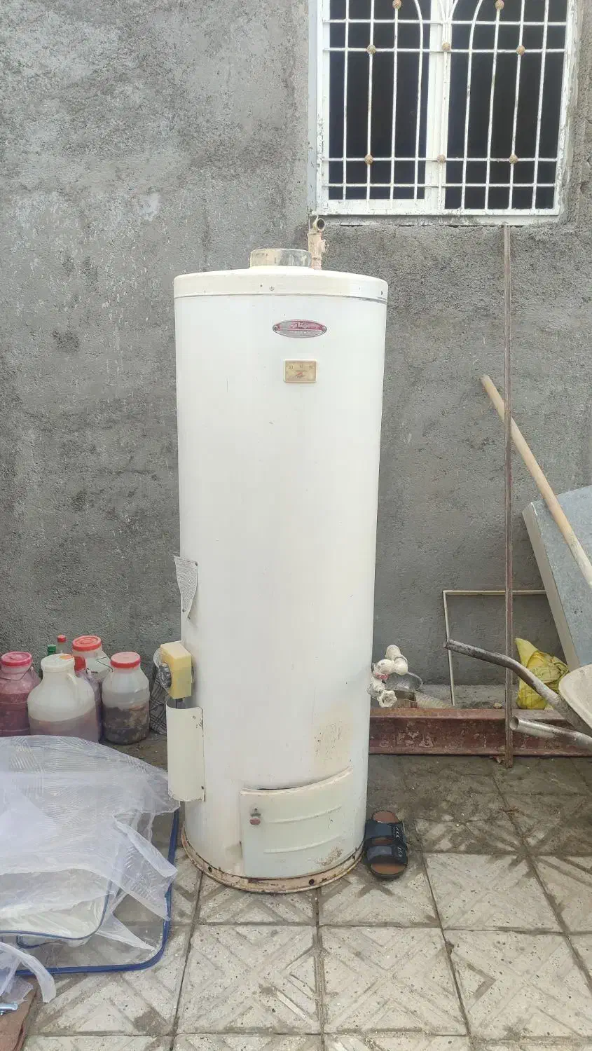 آبگرمکن ب شرط سالمه سالم|آبگرمکن، پکیج، شوفاژ|قوچان, |دیوار