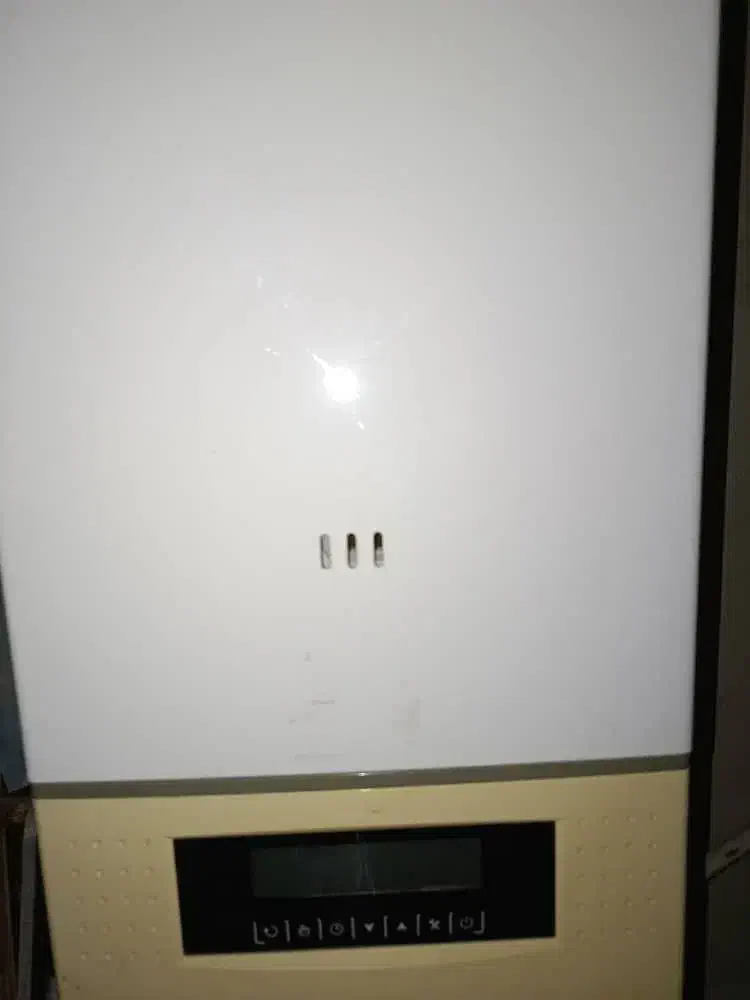 پکیج دیواری|آبگرمکن، پکیج، شوفاژ|ساری, |دیوار