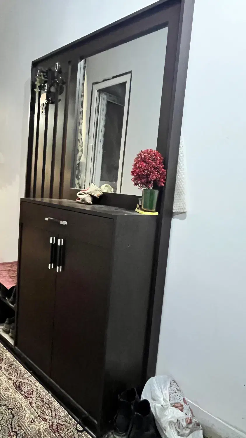 جاکفشی|جاکفشی، کمد، دراور|جم, |دیوار