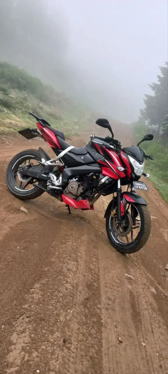 ns 200|موتورسیکلت|چابکسر, |دیوار