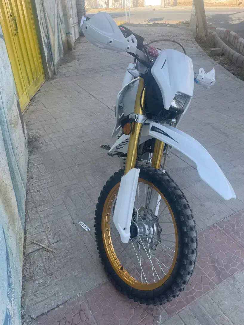 روان ۴۰۳|موتورسیکلت|بردسکن, |دیوار