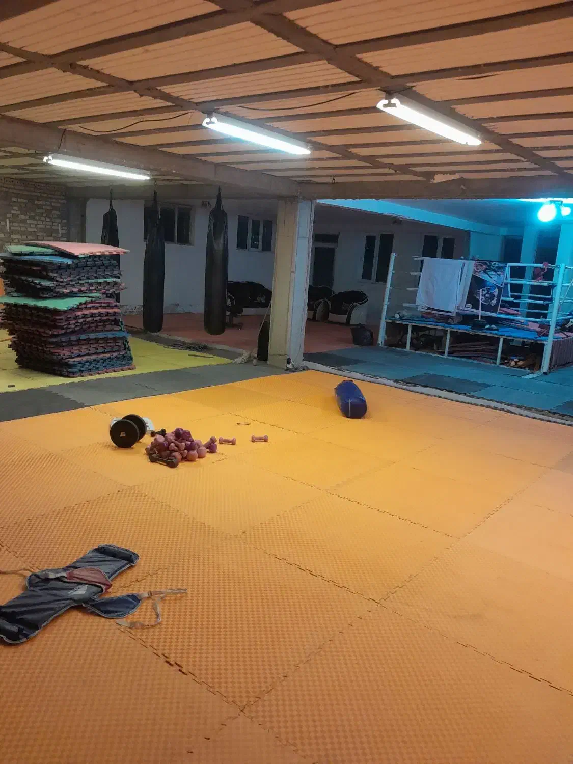 تجهیزات کامل باشگاه رزمی بفروش میرسد|تجهیزات ورزشی|میاندوآب, |دیوار