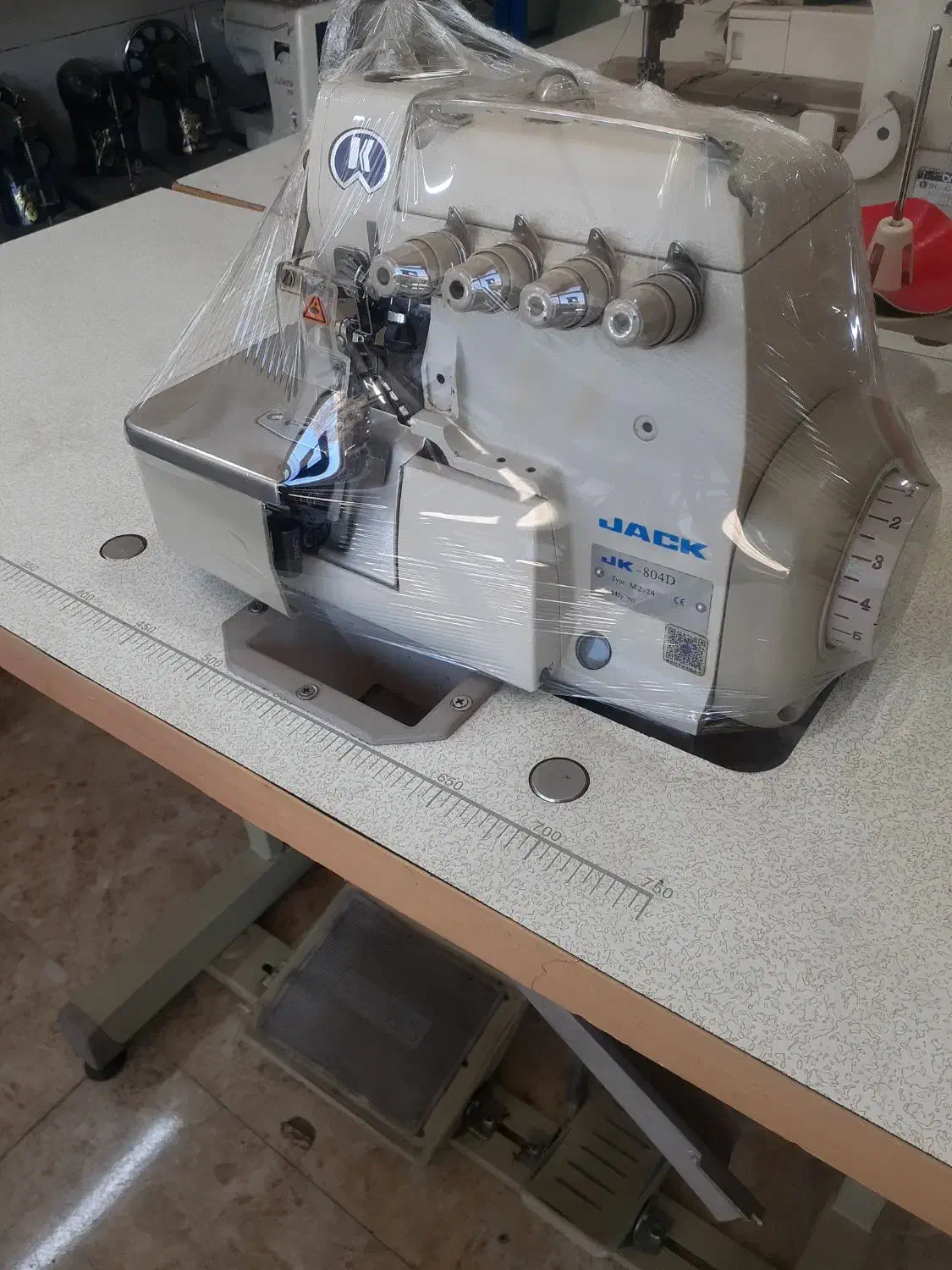 سردوز ۴نخ جک|چرخ خیاطی و ریسندگی|ماهدشت, |دیوار