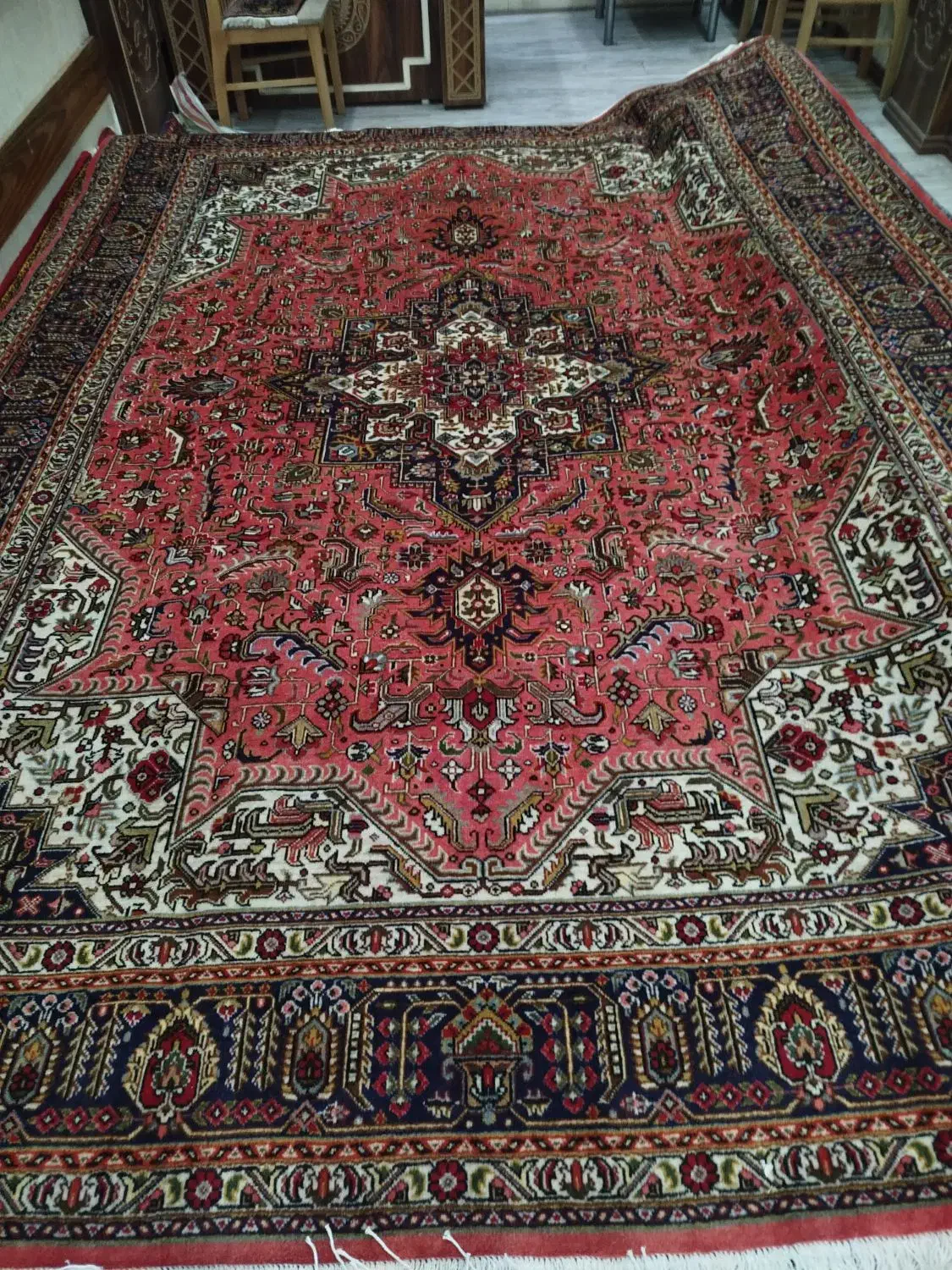 یک جفت فرش دستباف 9متری نقشه هریس بافت تبریز|فرش|تبریز, |دیوار