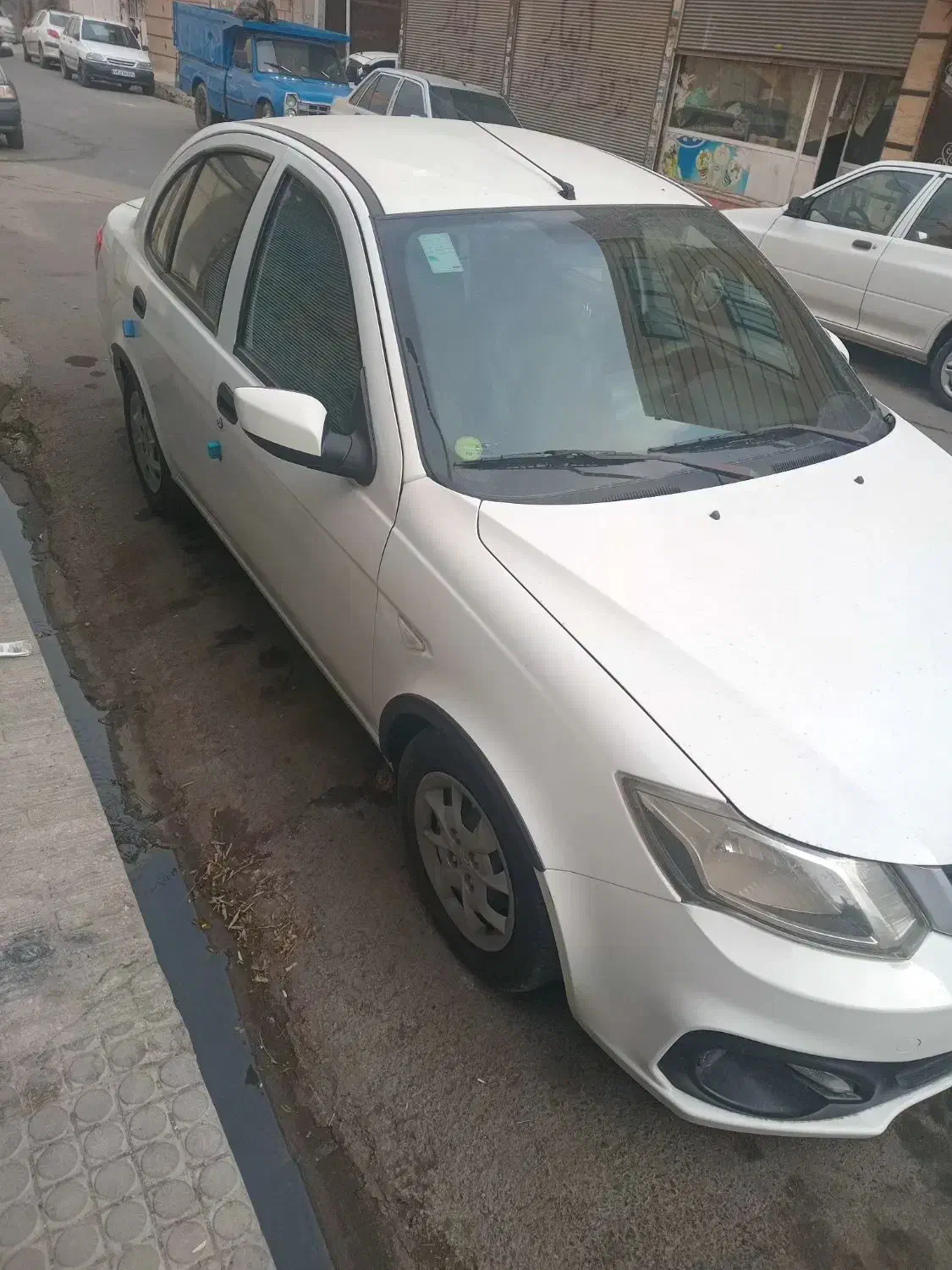 ساینا ۴۰۱ بی رنگ|خودرو سواری و وانت|بهارستان, |دیوار