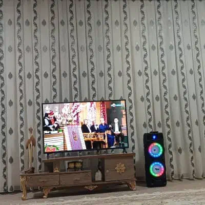 زیر تلویزیونی در حد نو|میز تلویزیون|ایوان, |دیوار