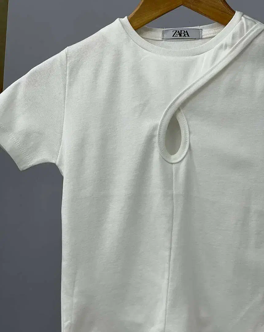 لباس شخصی|لباس|نیمروز, |دیوار