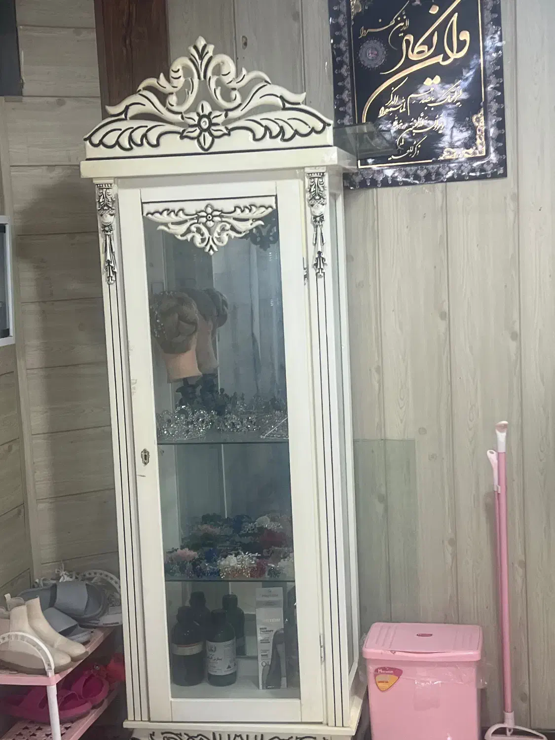 گنجه سفید|بوفه، ویترین، کنسول|گلبهار, شهر جدید گلبهار|دیوار