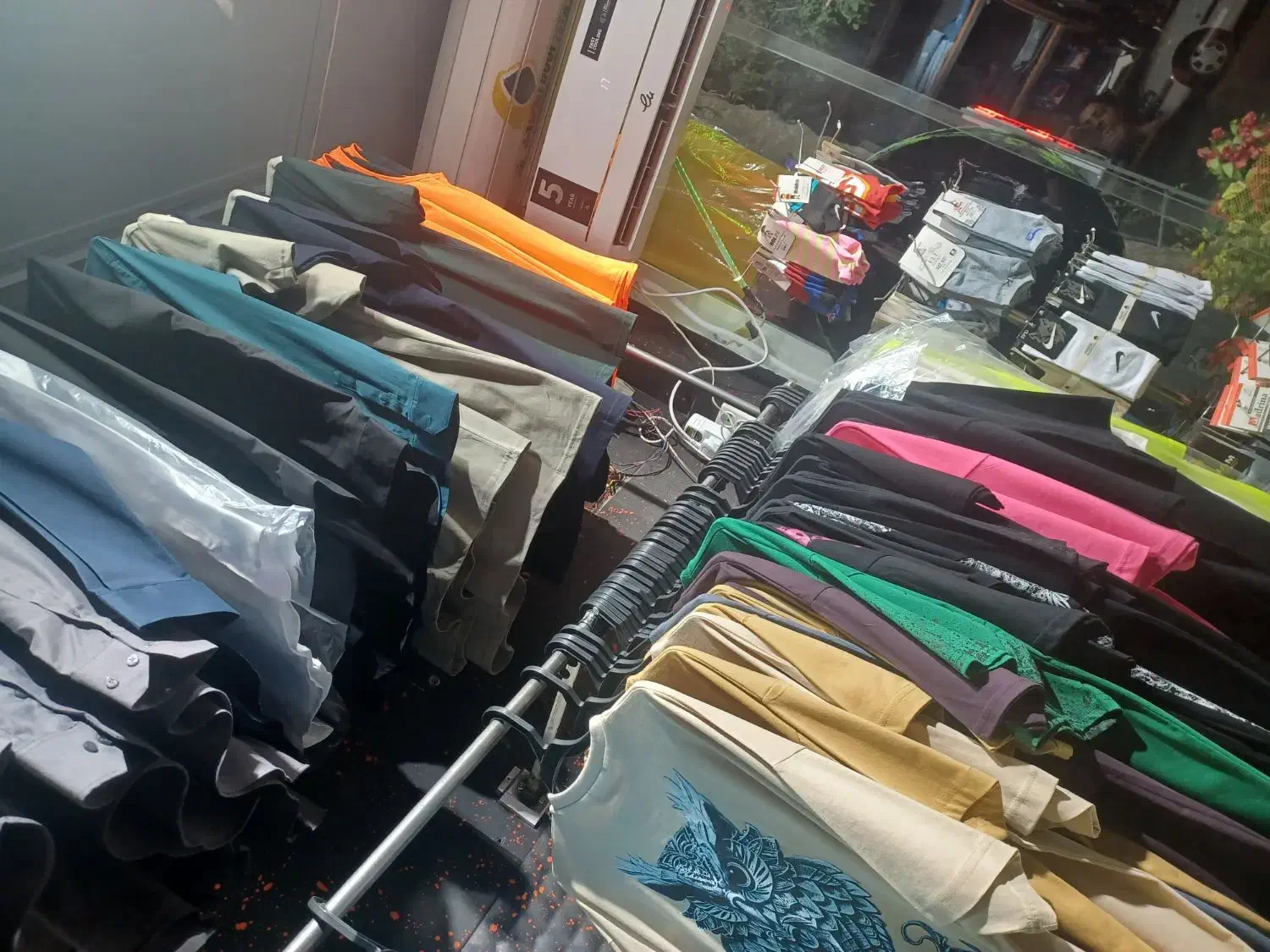 واگذاری پوشاک مردانه|لباس|شیراز, لشکری‎|دیوار