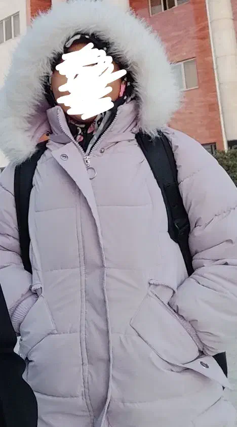 کاپشن دخترانه|لباس|فردیس, فردیس|دیوار