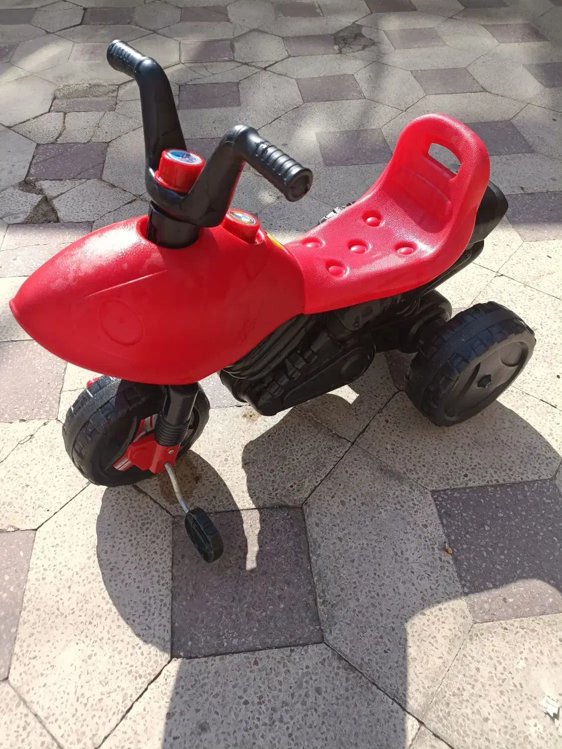 سه چرخه پلاستیکی|اسباببازی|شیراز, شریفآباد|دیوار