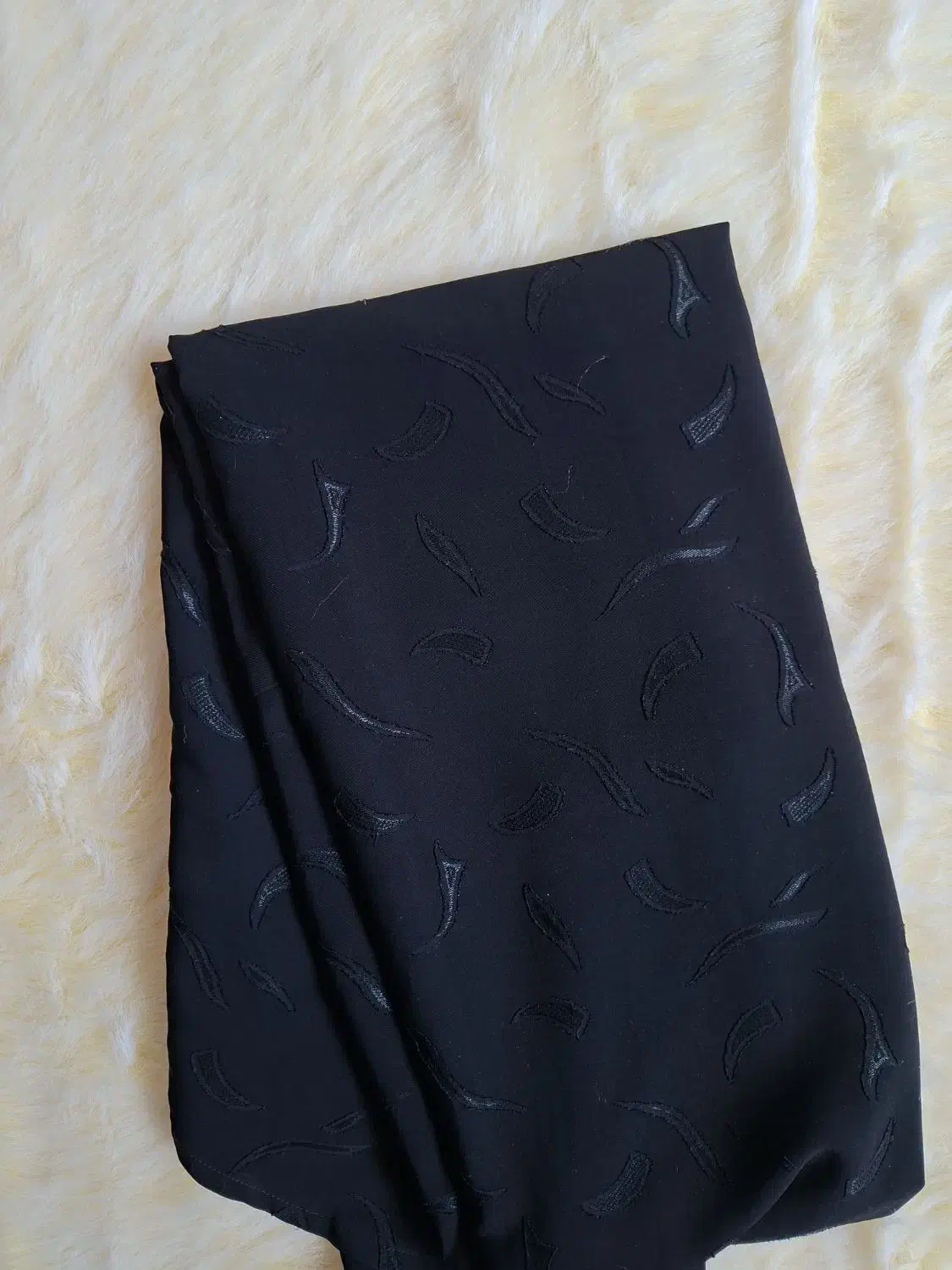 چادر مشکی|لباس|اراک, |دیوار