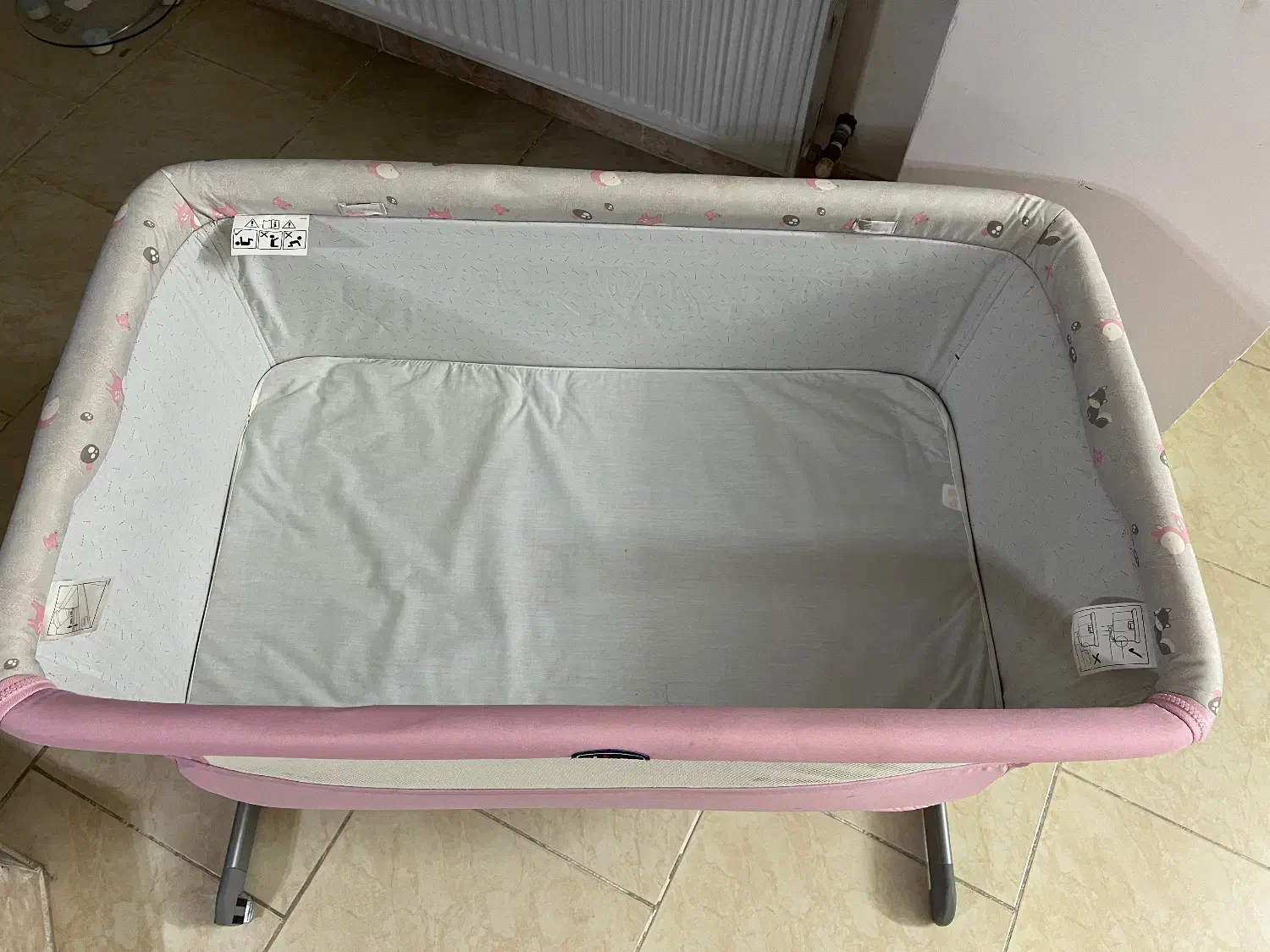 تخت کنارمادر چیکو|تخت و صندلی بچه|گنبد کاووس, |دیوار