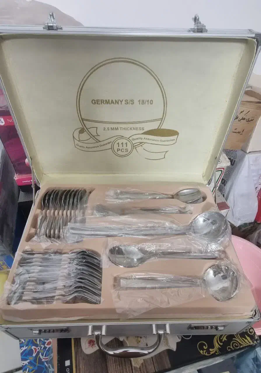 قاشق چنگال ۱۸ نفره|ظروف سرو و پذیرایی|یزد, |دیوار