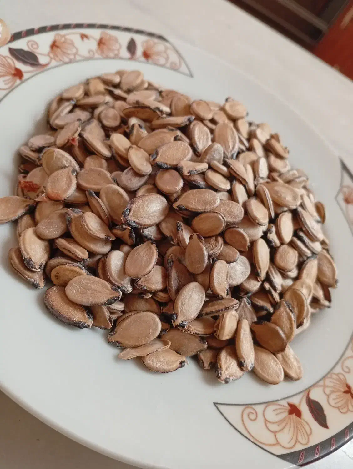 تخمه هندوانه درجه یک|خوردنی و آشامیدنی|تاکستان, |دیوار