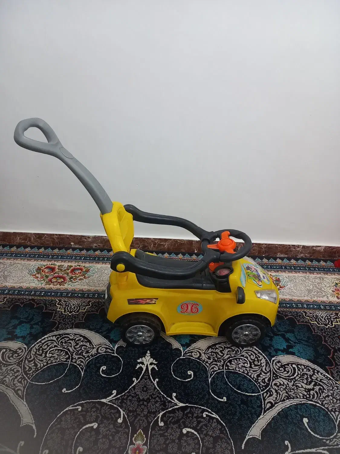 ماشین بچه|اسباب‌بازی بچه|مهران (ایلام), |دیوار