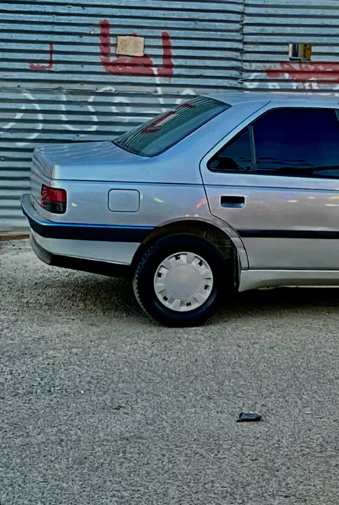 پژو ۴۰۵ سفارشی داخل کرم|خودرو سواری و وانت|اندیشه, اندیشه فاز ۳|دیوار