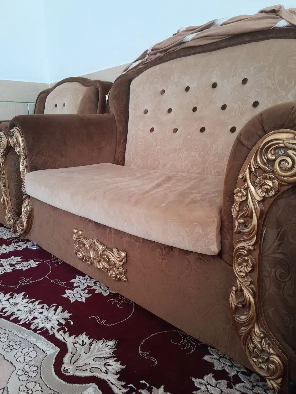 مبل|مبلمان خانگی و میز عسلی|سمیرم, |دیوار