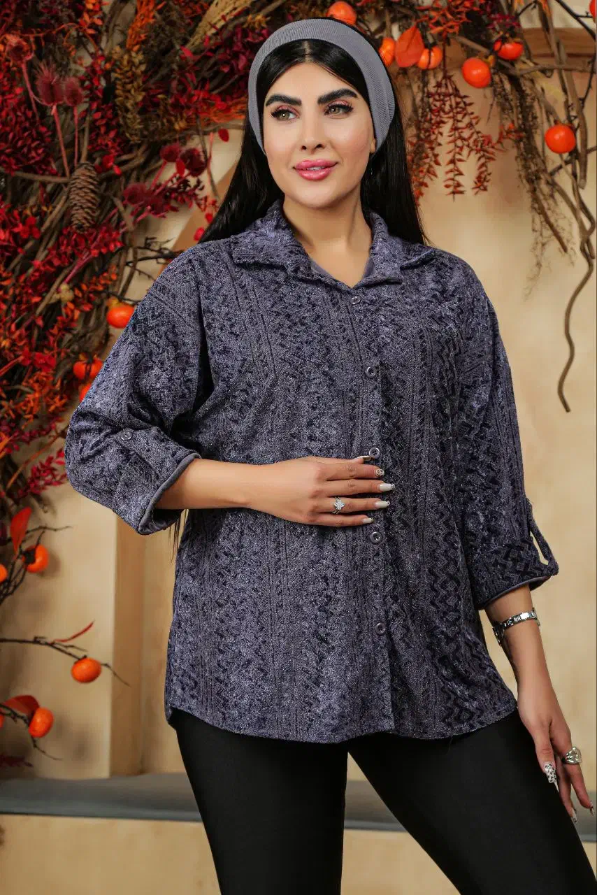 مانتو مخمل|لباس|قرچک, میرزائی شمالی|دیوار