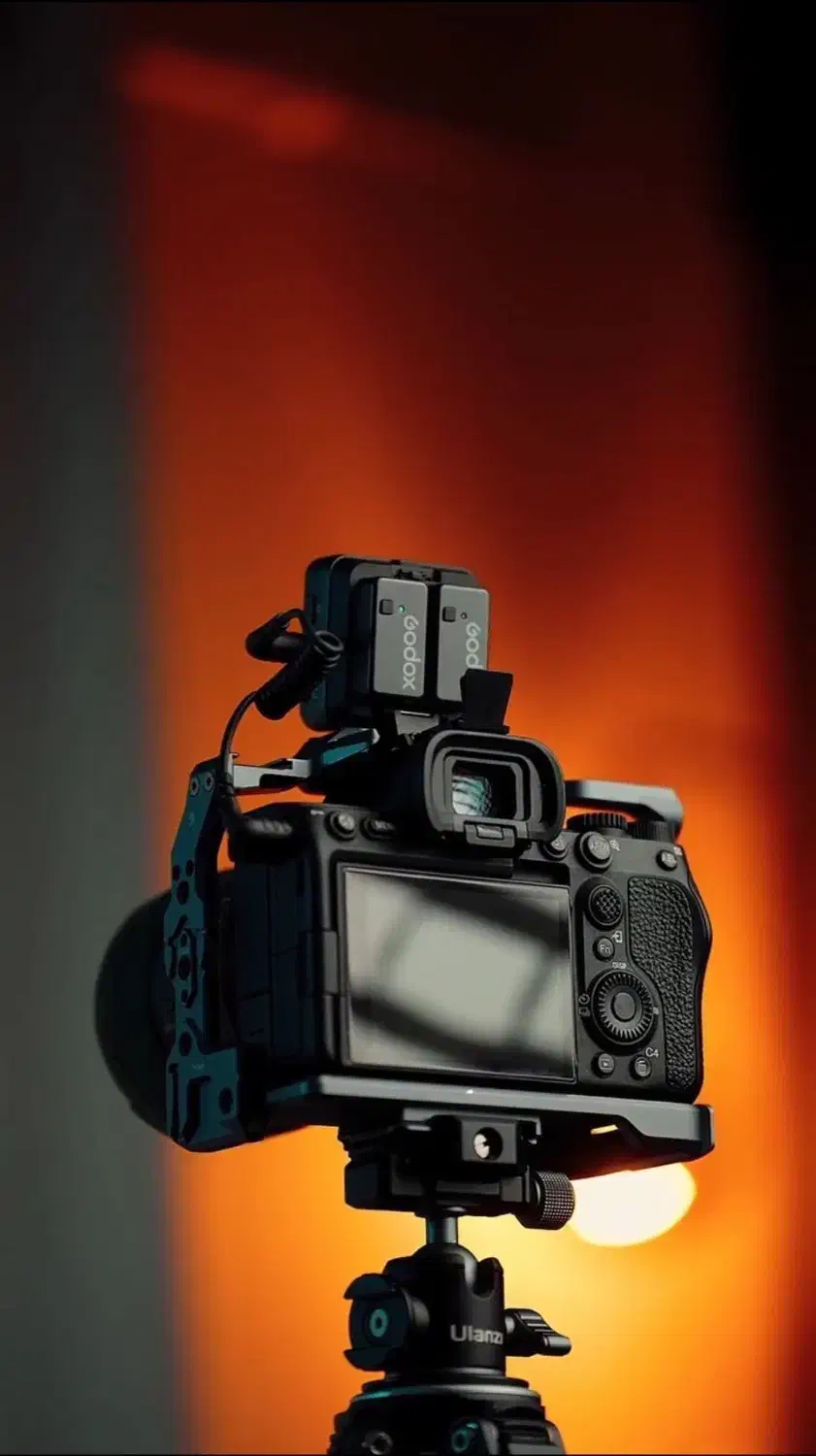 استخدام تدوینگر ویدئو و فیلمبردار|استخدام هنری و رسانه|کرج, فاز ۴ مهرشهر|دیوار